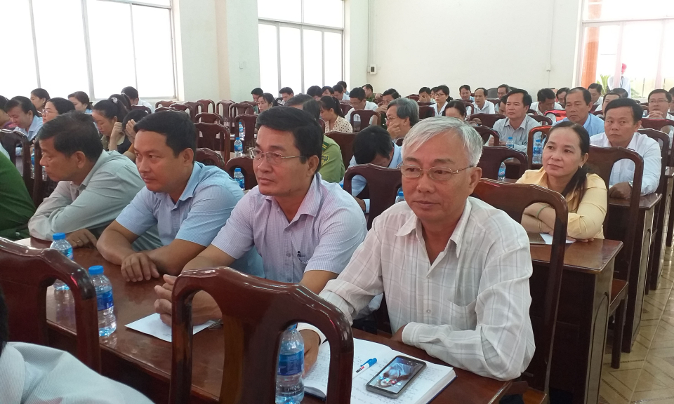 Tân Thạnh: Hội nghị triển khai, quán triệt Nghị quyết, Chị thị của Trung ương, của Tỉnh ủy