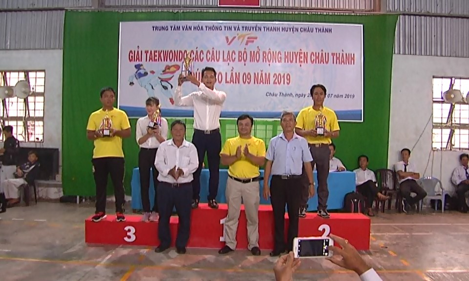 Châu Thành: Giải Taekwondo các câu lạc bộ mở rộng năm 2019