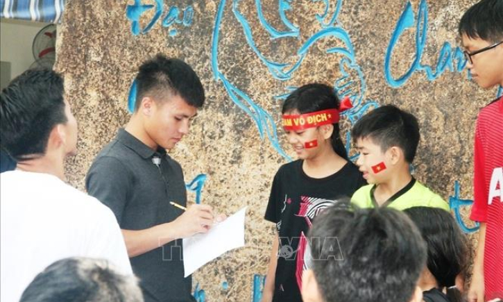 Tôn vinh 19 tập thể, cá nhân trong Chương trình &#8216;Vinh quang Việt Nam&#8217;