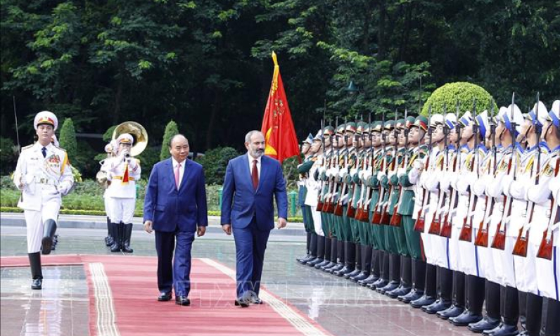 Thủ tướng Nguyễn Xuân Phúc chủ trì Lễ đón Thủ tướng Cộng hòa Armenia