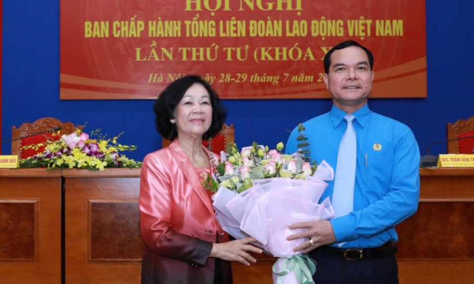 Ông Nguyễn Đình Khang được bầu làm Chủ tịch Tổng Liên đoàn Lao động Việt Nam​