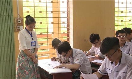 Chuyên gia giáo dục hài lòng với phổ điểm thi THPT năm 2019