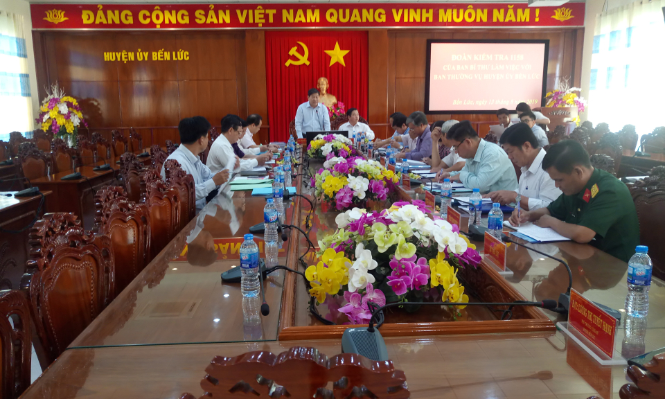 Bến Lức: Đoàn công tác Ban bí thư kiểm tra kết quả thực hiện Nghị quyết TW 4 khóa XII