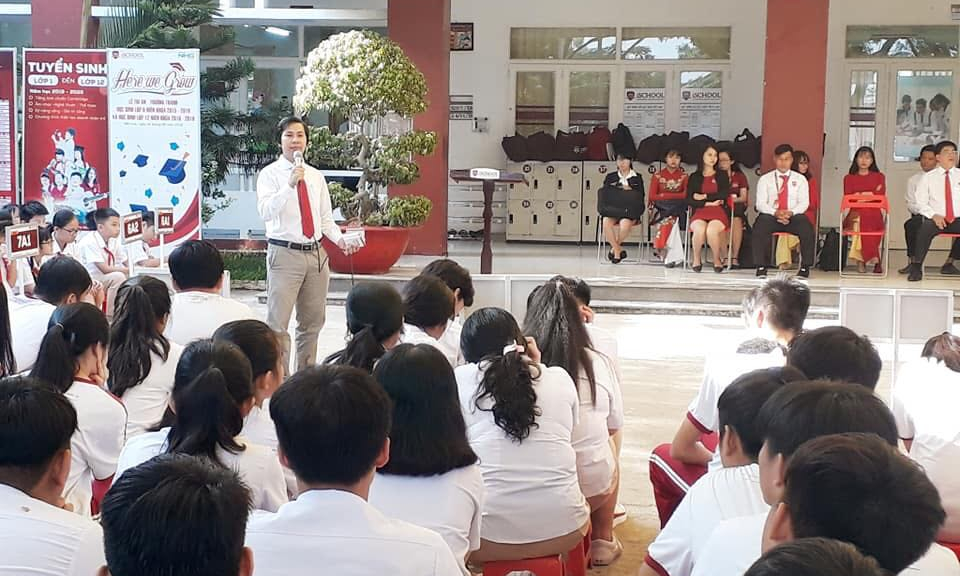 Bến Lức: Tuyên truyền về chủ quyền biển, đảo cho học sinh