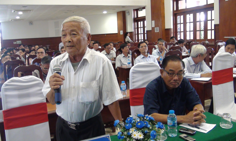Chủ tịch UBND huyện Đức Huệ &#8211; Nguyễn Thanh Nguyên đối thoại với Nhân dân