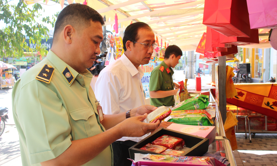 Cần Đước: Tăng cường kiểm tra an toàn vệ sinh thực phẩm mùa Trung Thu 2019
