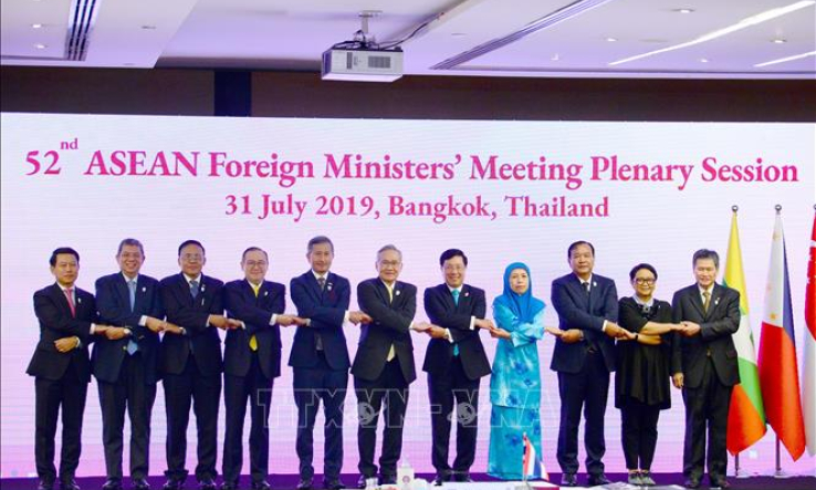 Nhân Ngày thành lập ASEAN 8/8: Xây dựng ASEAN tự cường, sáng tạo và phát triển bền vững