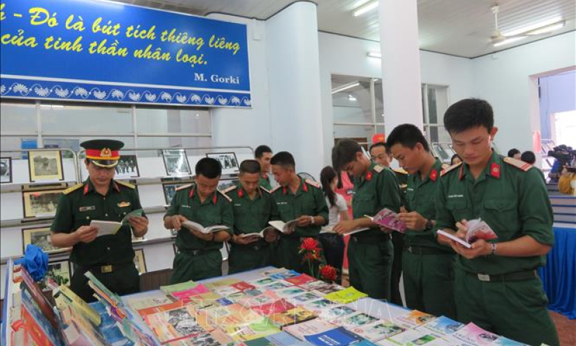 Triển lãm &#8216;Chủ tịch Hồ Chí Minh sống mãi trong sự nghiệp của chúng ta&#8217;