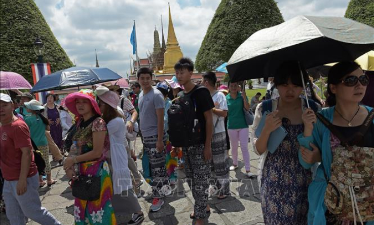 Khó khăn &#8216;bủa vây&#8217; ngành du lịch Thái Lan