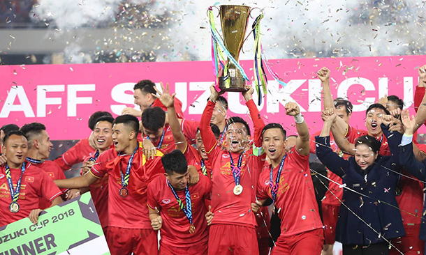 Tuyển Việt Nam: Thầy Park có thể dùng bài tủ AFF Cup đấu Thái Lan