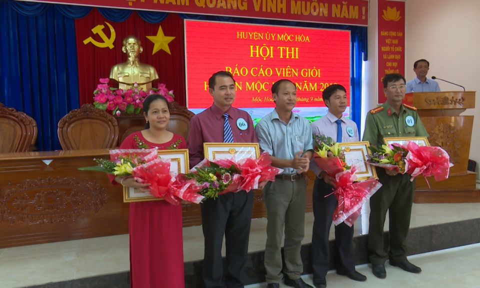 Mộc Hóa: Hội thi báo cáo viên giỏi năm 2019