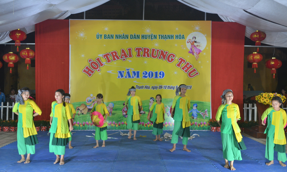 Thạnh Hóa: Hội trại trung thu
