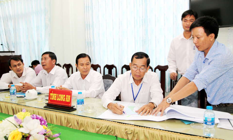 Cần Đước kí pháp lý hồ sơ bản đồ địa giới hành chính