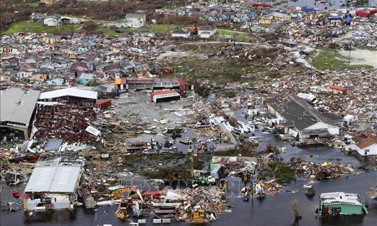 Bão Dorian đổ bộ Carolinas sau khi tàn phá Bahamas