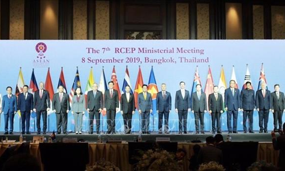 ASEAN và các đối tác đàm phán về hiệp định thương mại tự do khu vực