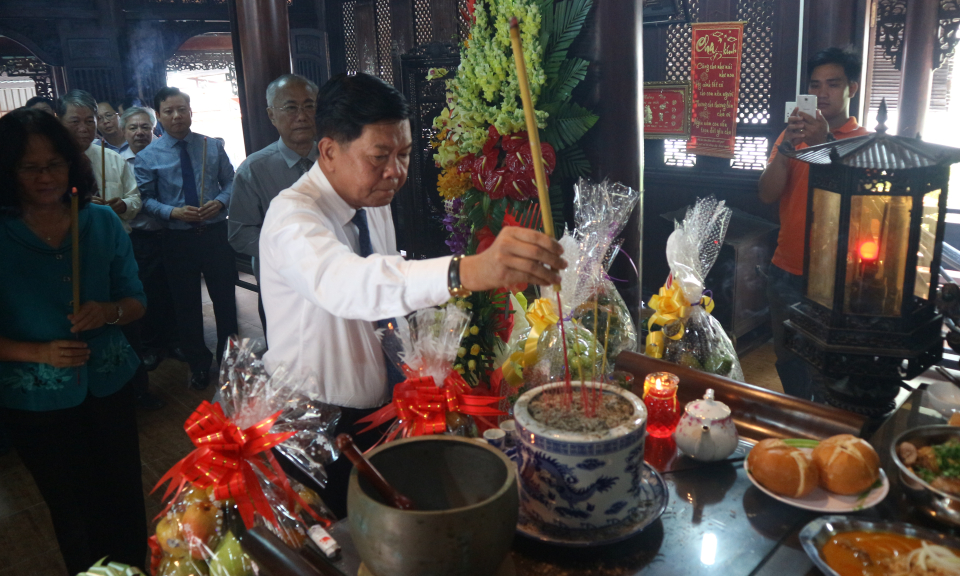 Lễ dâng hương kỷ niệm 80 năm ngày mất của đồng chí Võ Văn Ngân