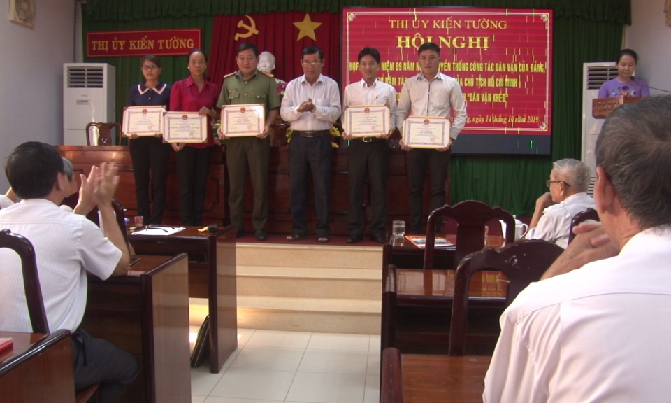 TX Kiến Tường: Tọa đàm về 70 năm thực hiện tác phẩm Dân vận của Chủ tịch Hồ Chí Minh.