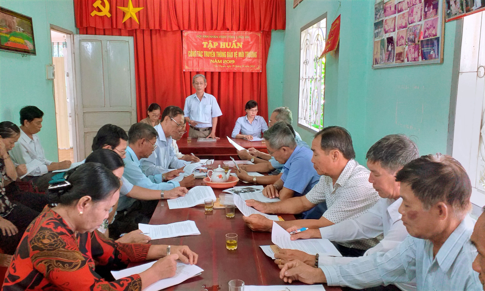 Long An: Tập huấn truyền thông bảo vệ môi trường