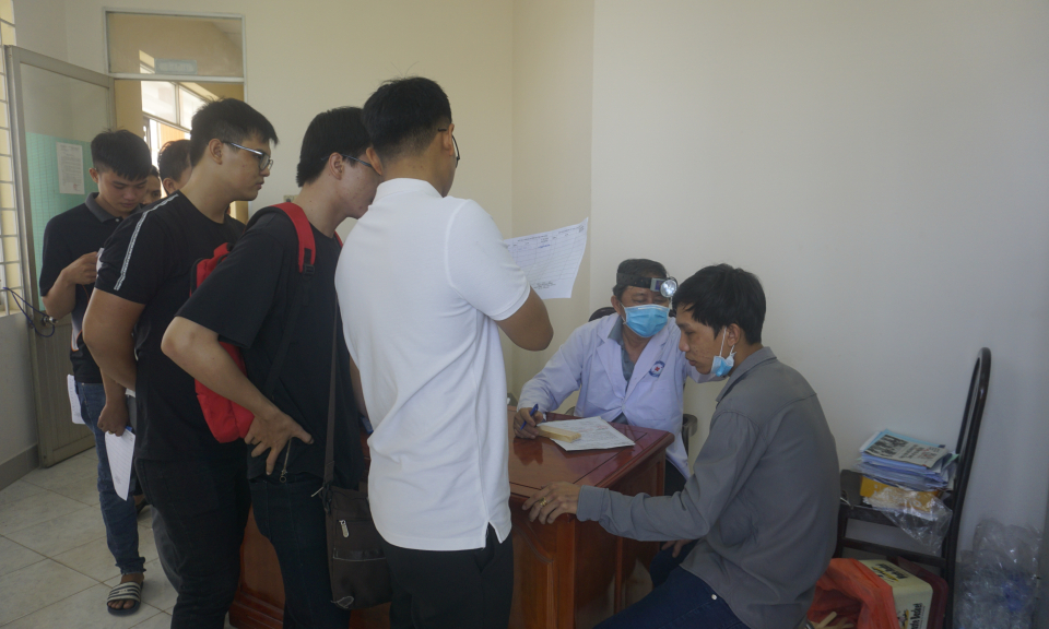 Bến Lức: Khám sơ tuyển nghĩa vụ quân sự năm 2020
