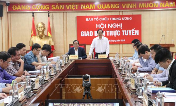 Đặc biệt quan tâm đến chất lượng công tác nhân sự đại hội đảng bộ các cấp