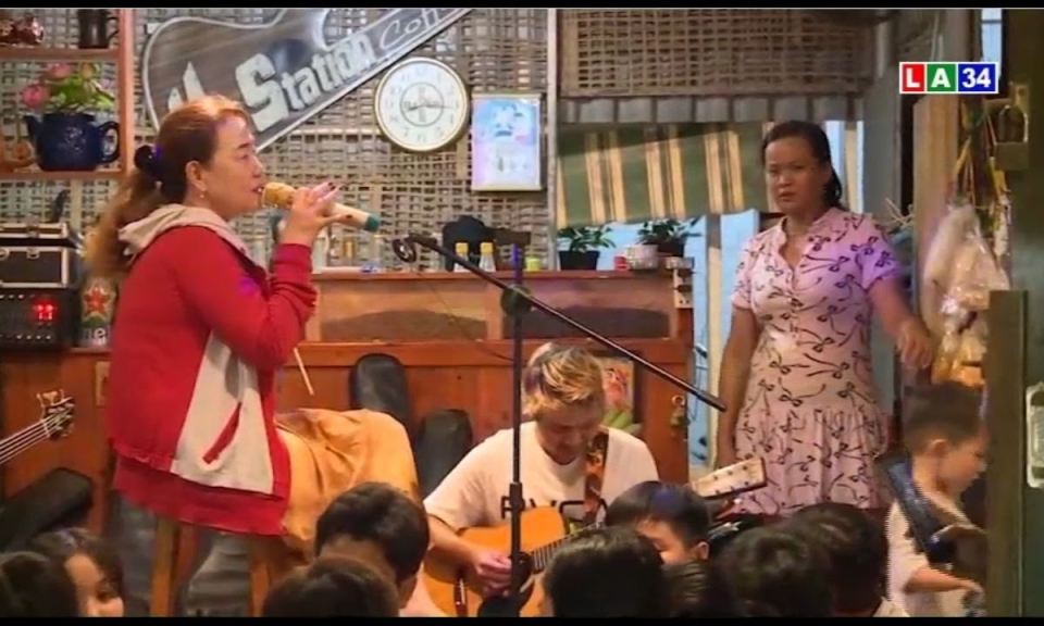 Sống chậm với… cà phê Acoustic