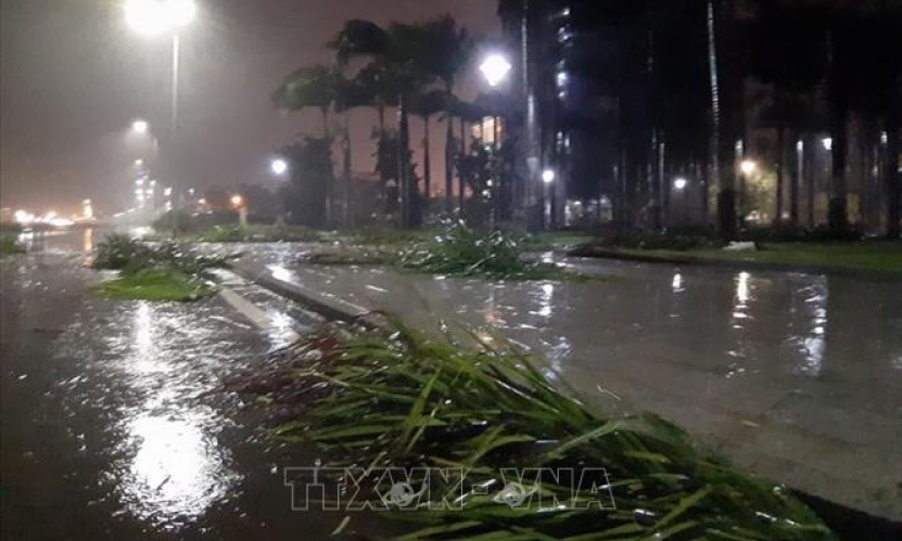 Hoàn lưu bão số 5 tiếp tục gây mưa lớn tại các tỉnh từ Thừa Thiên &#8211; Huế đến Bình Định