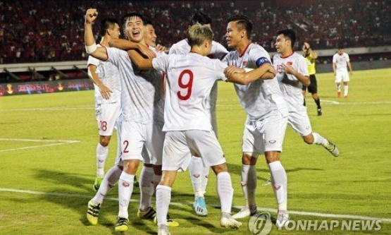 Báo Hàn: Tuyển Việt Nam phá dớp, giấc mơ World Cup lên cao