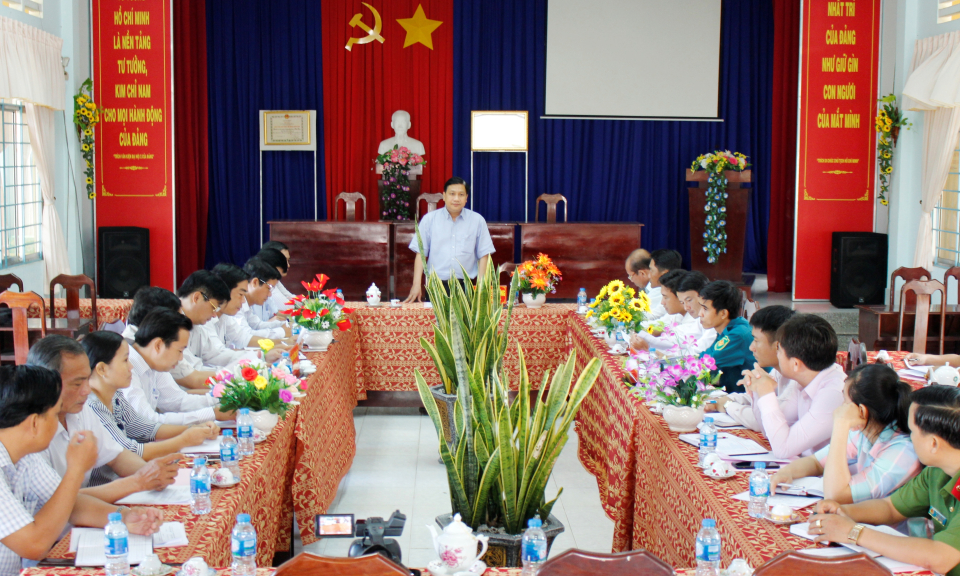 Bí thư Huyện ủy Cần Đước kiểm tra tiến độ thực hiện Nghị quyết tại xã Phước Đông