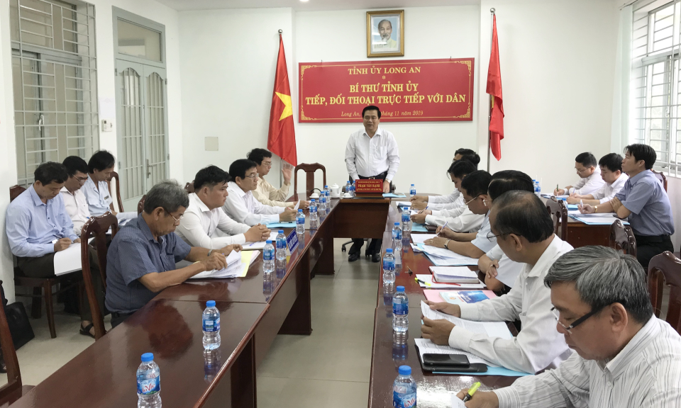 Long An: Bí thư Tỉnh ủy tiếp xúc, đối thoại với công dân