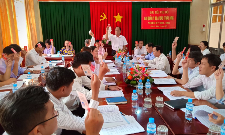 Bến Lức: Đại hội chi bộ Ban quản lý dự án đầu tư xây dựng, nhiệm kỳ 2020-2023