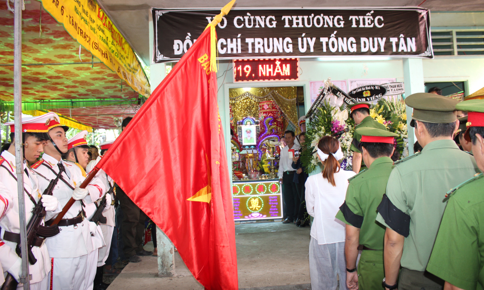 Cần Đước: Trung úy Tống Duy Tân hy sinh khi truy bắt đối tượng trộm
