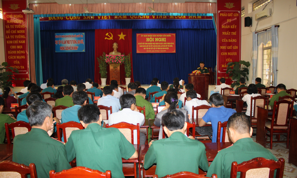Cần Đước: Rút kinh nghiệm rà soát, hoàn thiện hồ sơ, danh sách liệt sĩ, quy tập hài cốt liệt sĩ