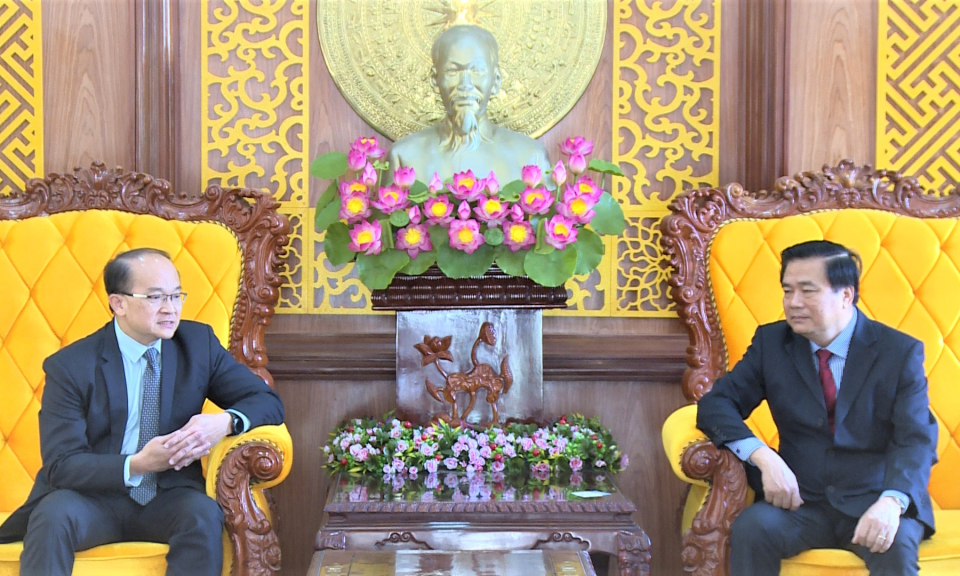 Lãnh đạo tỉnh Long An tiếp Tổng lãnh sự Singapore tại TP.Hồ Chí Minh