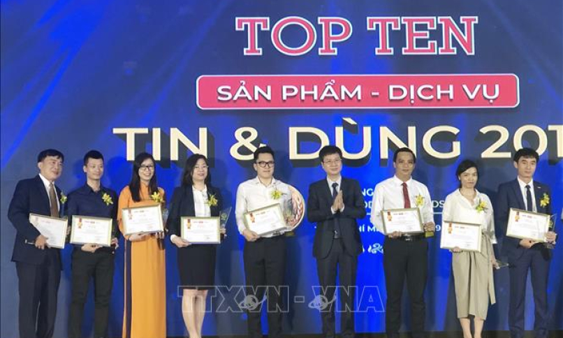 Vinh danh 100 sản phẩm, dịch vụ tin và dùng 2019