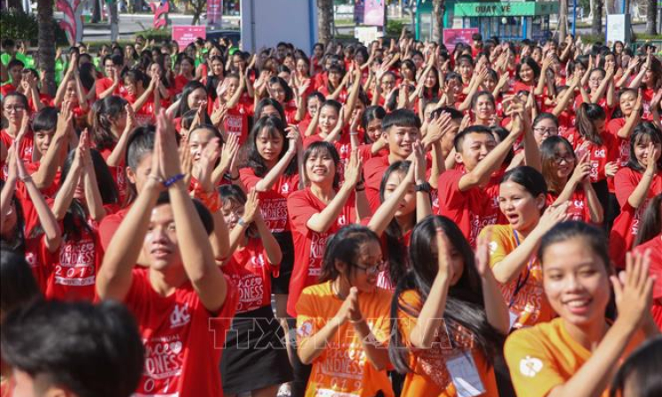 Trên 1.000 bạn trẻ Đà Nẵng tham gia &#8216;Nhảy! vì sự tử tế&#8217;