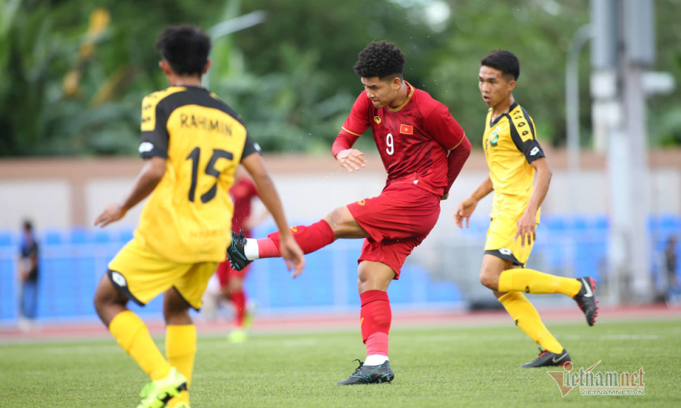 U22 Việt Nam thắng to ra quân SEA Games: Vui nhưng chưa sướng