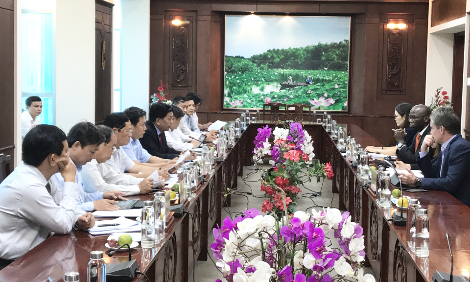 Long An: Chủ tịch UBND tỉnh tiếp Giám đốc Ngân hàng thế giới World Bank tại Việt Nam