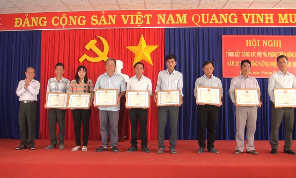 Đức Hòa: Tổng kết công tác Hội và phong trào nông dân năm 2019