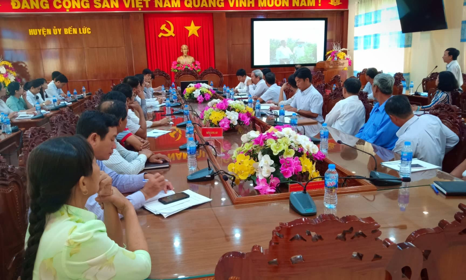 Bến Lức: Hội thảo về sản xuất và tiêu thụ sản phẩm chanh không hạt