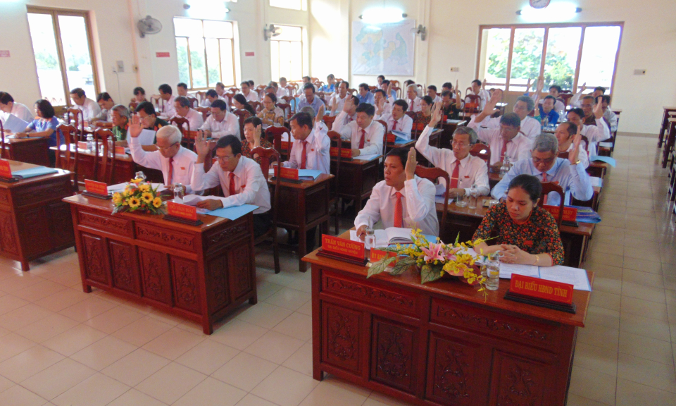 Kỳ họp lần thứ 14 Hội Đồng Nhân Dân huyện Châu Thành khóa XI kết thúc thành công