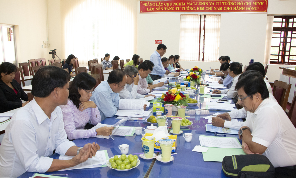 CT.UBND tỉnh – Trần Văn Cần làm việc với Sở Tài chính