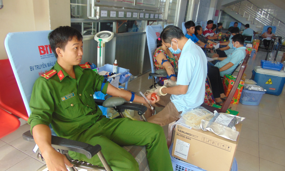 Châu Thành: 285 người tham gia hiến máu nhân đạo năm 2019