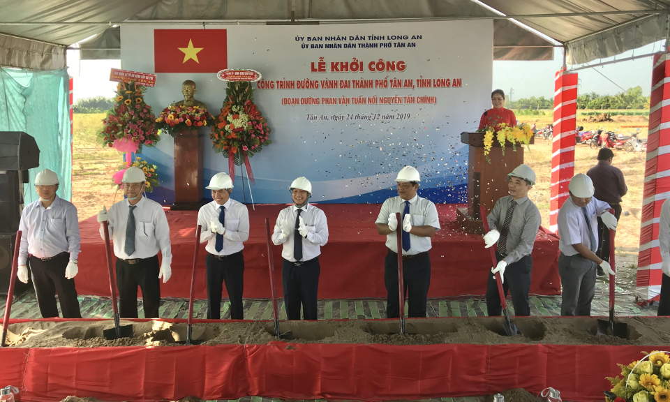 Khởi công đường vành đai Thành phố Tân An đoạn qua Phường Khánh Hậu