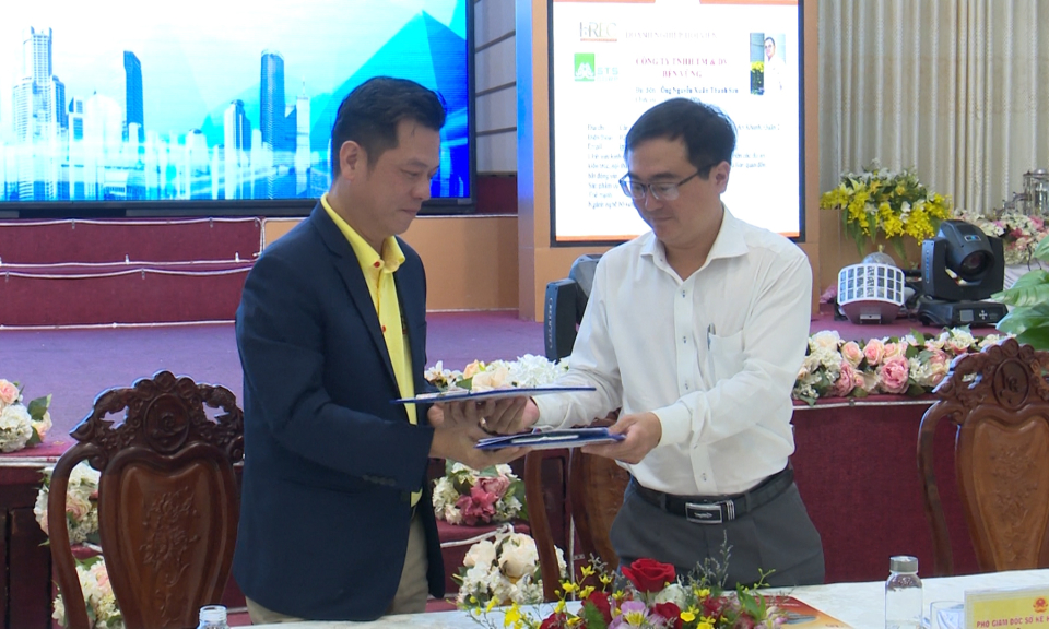 Long An giao lưu, làm việc với Câu lạc bộ bất động sản TP.HCM