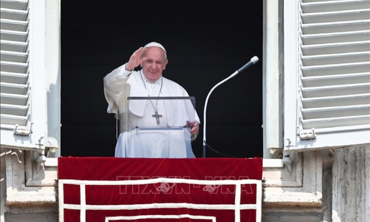 Giáo hoàng Francis chủ trì thánh lễ Giáng sinh truyền thống của Tòa thánh Vatican