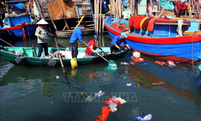 Phấn đấu đến năm 2030 giảm thiểu 75% rác thải nhựa trên biển và đại dương