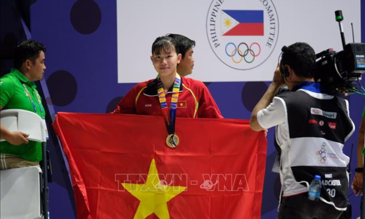 Ánh Viên được vinh danh, Việt Nam góp tiết mục đàn bầu, đàn nhị tại lễ bế mạc SEA Games 30