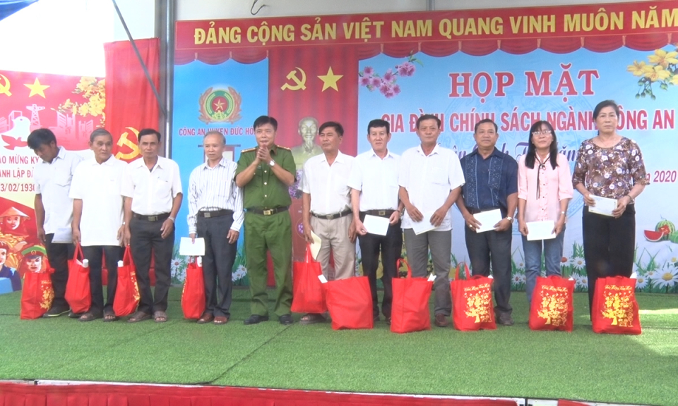 Đức Hòa: Họp mặt gia đình chính sách ngành công an xuân Canh Tý
