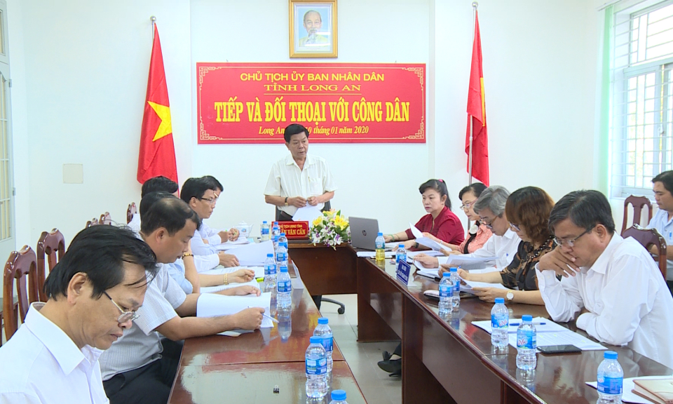 Chủ tịch UBND tỉnh Trần Văn Cần tiếp công dân