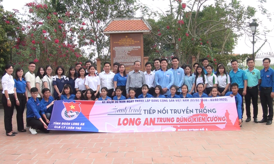 Lễ phát động hành trình “Tiếp nối truyền thống Long An trung dũng kiên cường”